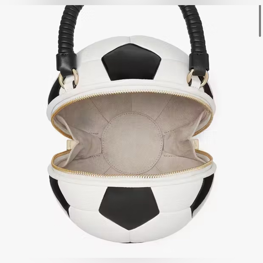 FACTORY SEALED! Kate Spade ♠️ Kick Off 3d Soccer Ball ⚽️ Bag - Picture 3 of 8